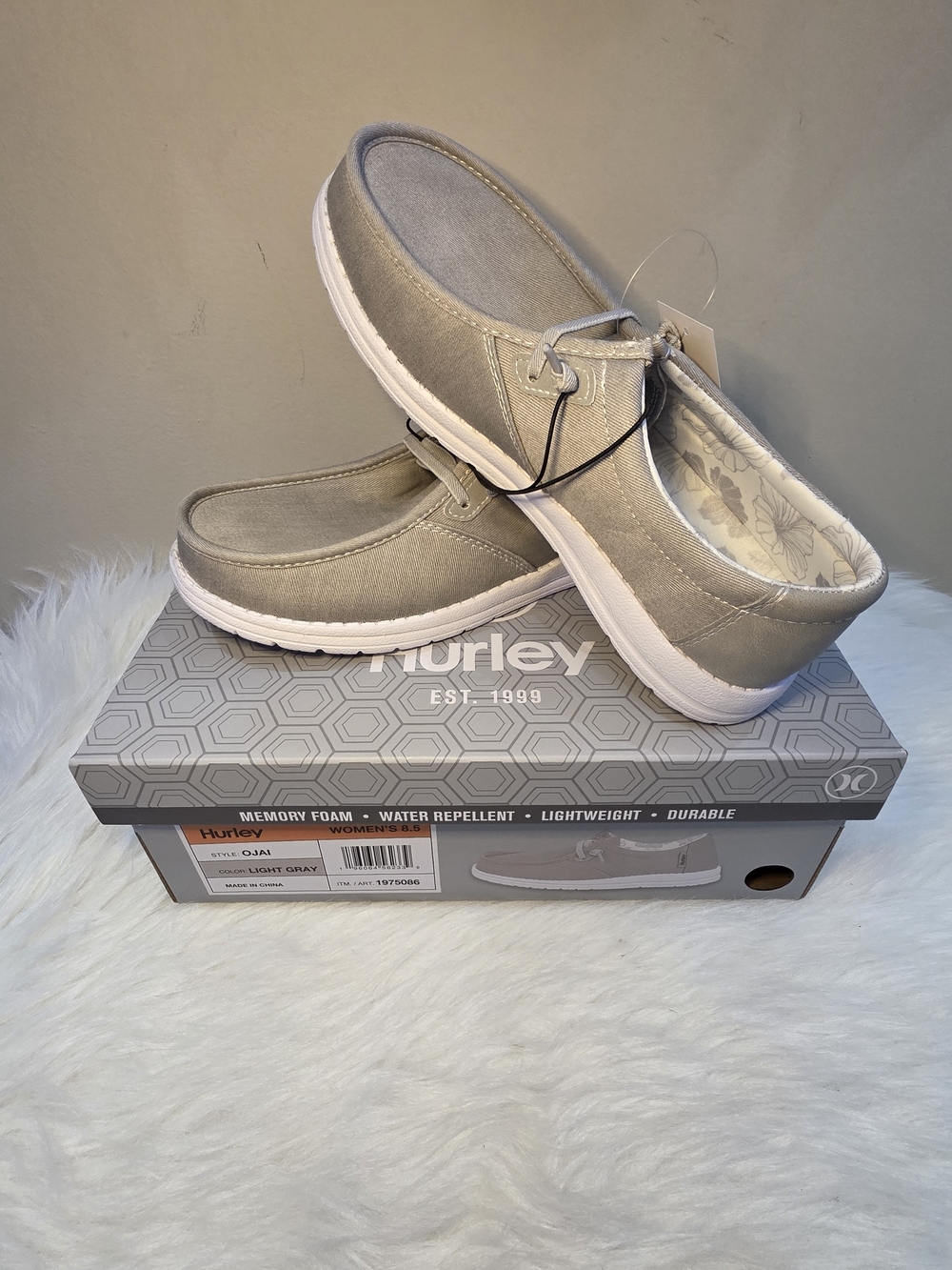 Hurley Light Gray Slip-On Women's Casual Shoes
